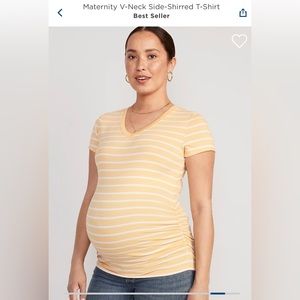 Old Navy Maternity V neck T shirt in size Small